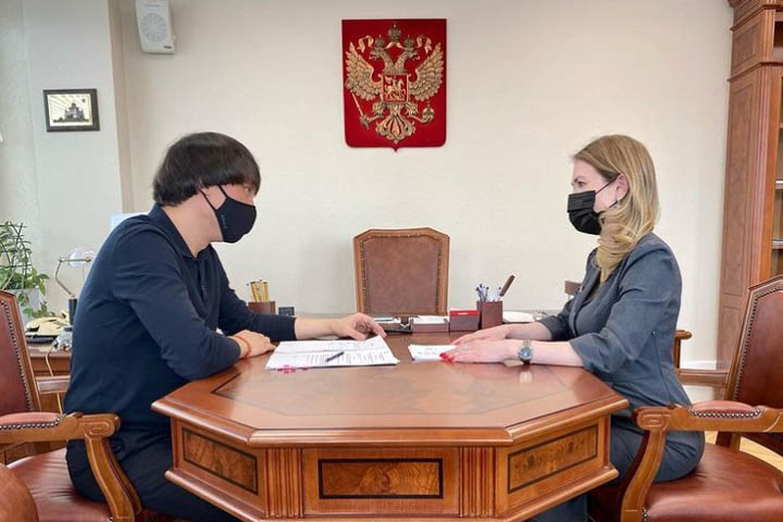 Юлия Исмагилова пригласила Сангаджи Тарбаева на турфорум в Хакасию